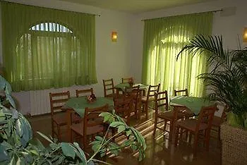 Alojamento de Acomodação e Pequeno-almoço Marea 4*