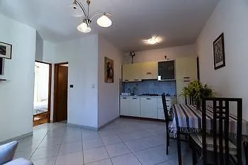 Alojamento de Acomodação e Pequeno-almoço Marea Rovinj